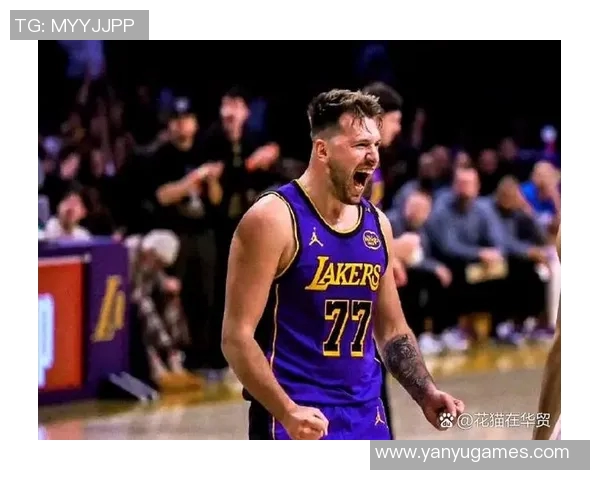 NBA历史上哪些球星曾在单场比赛中实现五项数据均超过五的壮举
